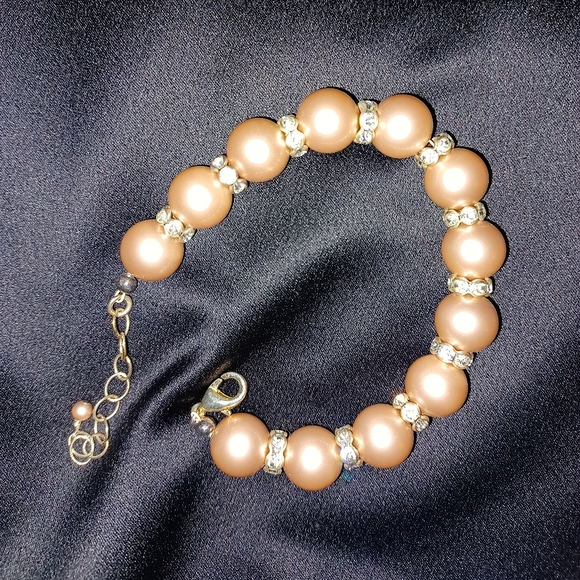 Hand Crafted Jewelry - 7 1/2" Champagne and gold beaded bracelet